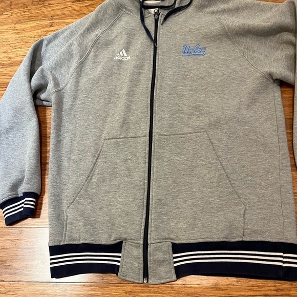 Adidas UCLA full zip gray sweatshirt jacket w/ blue stripes & hood. Men's Medium - Picture 3 of 11